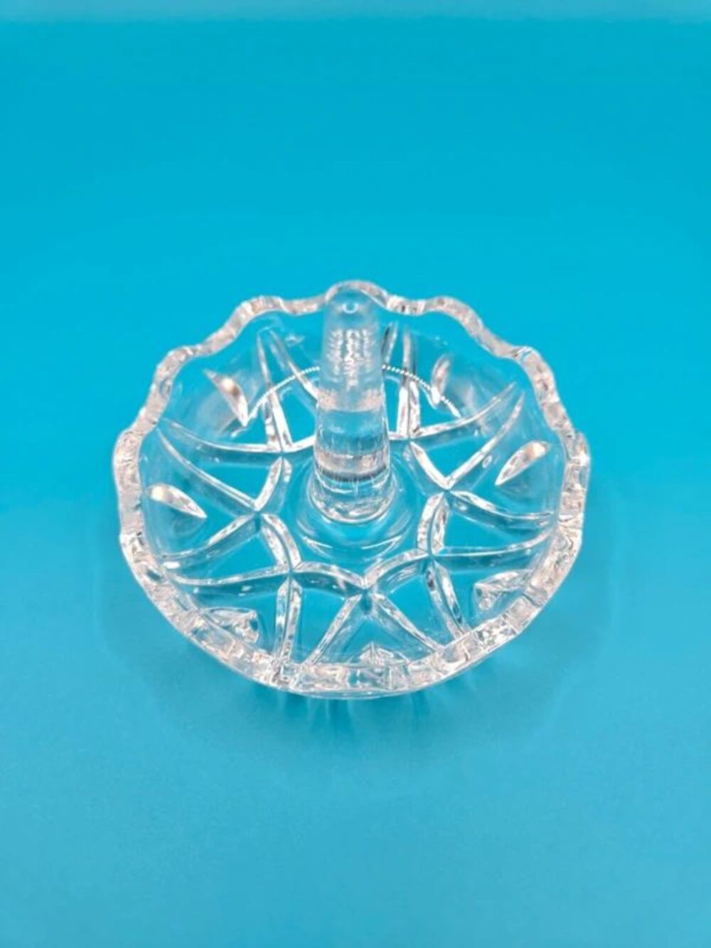 Crystal Ring Holder